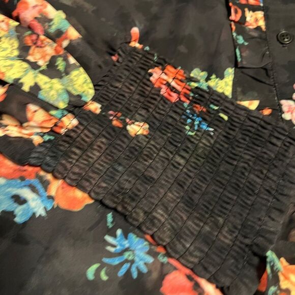 First Love Smocked Floral Blouse with Mandarin Collar - Picture 3 of 4